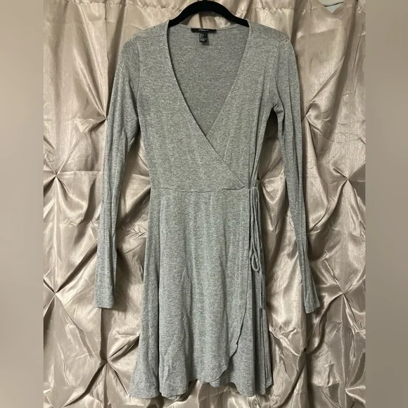 chinese dress ladies Forever 21 Bodycon Long-Sleeve Dress Brown Small at Amazon Women's Clothing  store